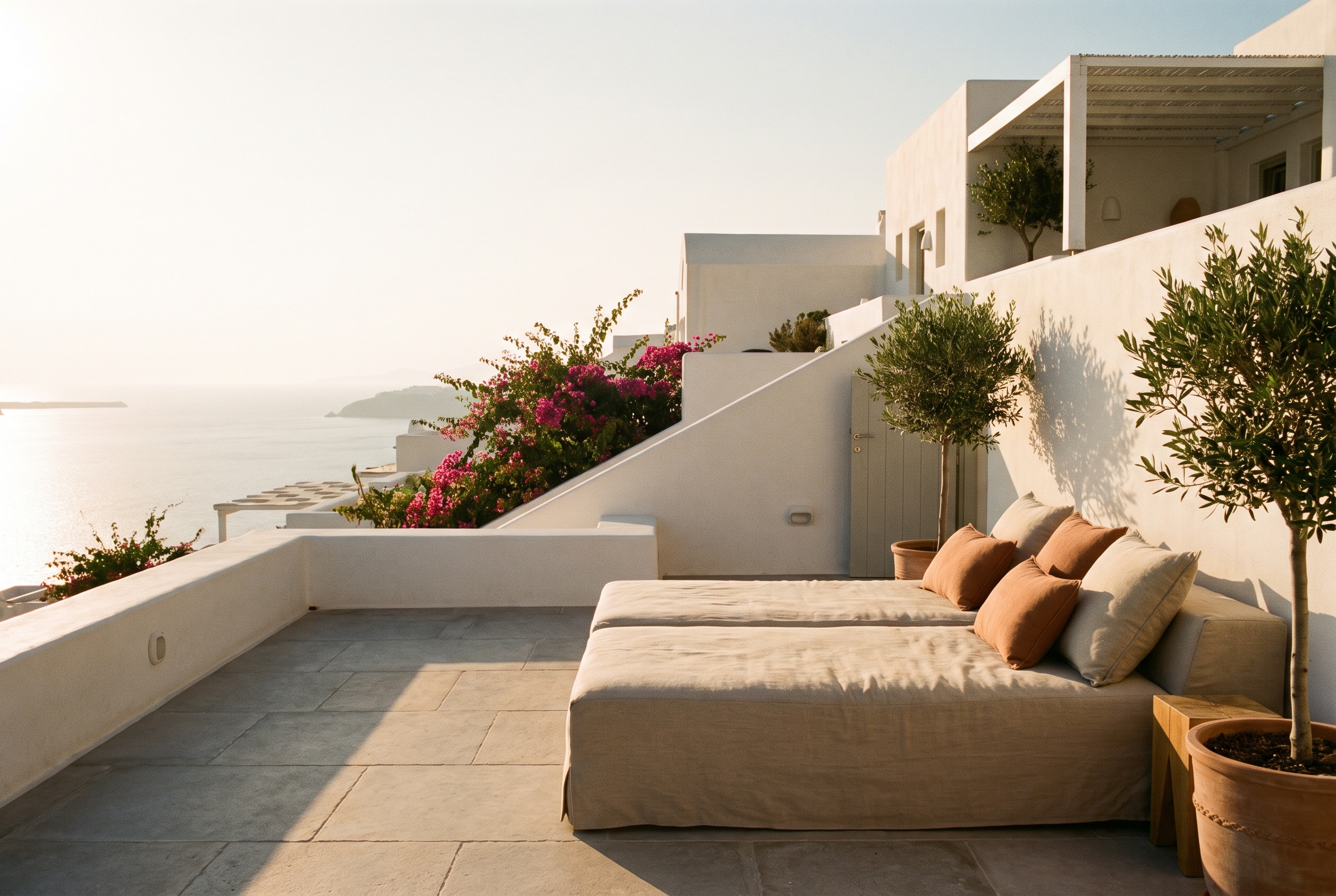 Deluxe Suite terrace with sea view